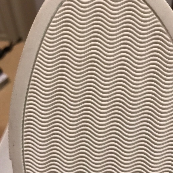 Balenciaga White Barney’s New York price is on box - Picture 7 of 7